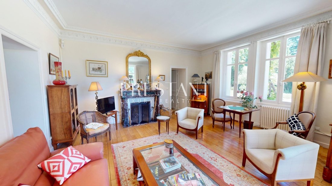 Estate in Sarlat-la-Canéda, Nouvelle-Aquitaine, France 2 - 18150319