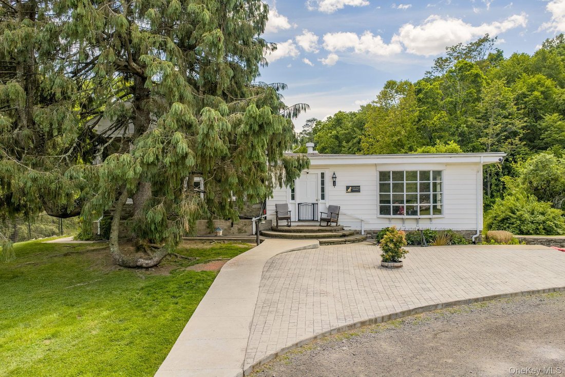 House in Kingston, New York, United States 3 - 18149802