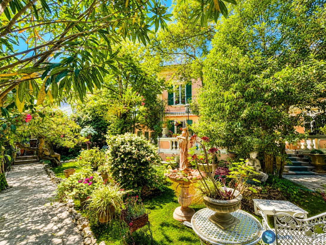 Estate in Le Faron-Fort-Rouge, Toulon, France 1 - 18146175