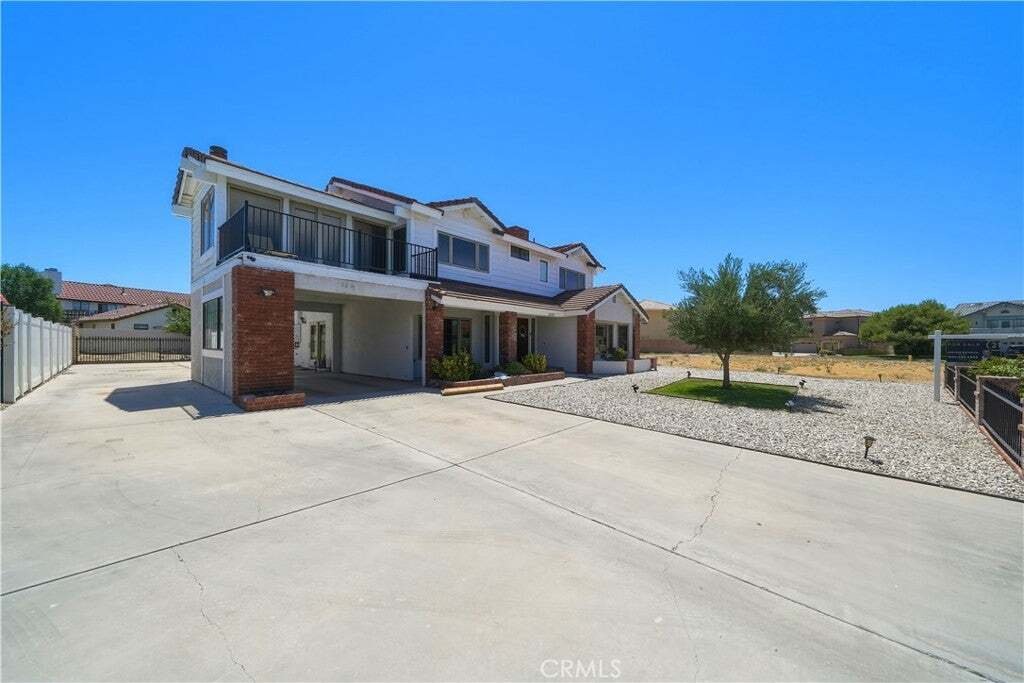 House in Victorville, California, United States 2 - 18150358