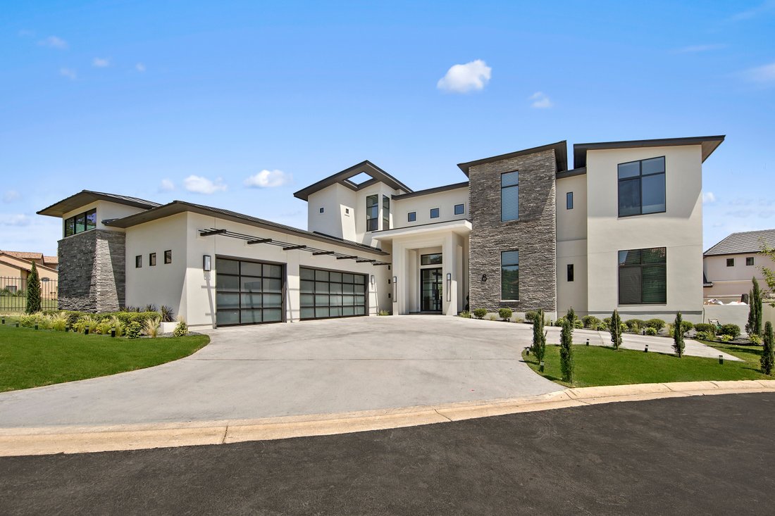 House in San Antonio, Texas, United States 2 - 18146366