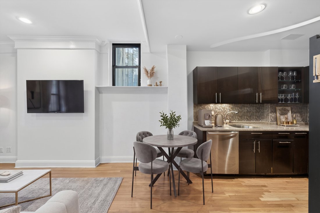 Co Op in New York, New York, United States 3 - 18145792