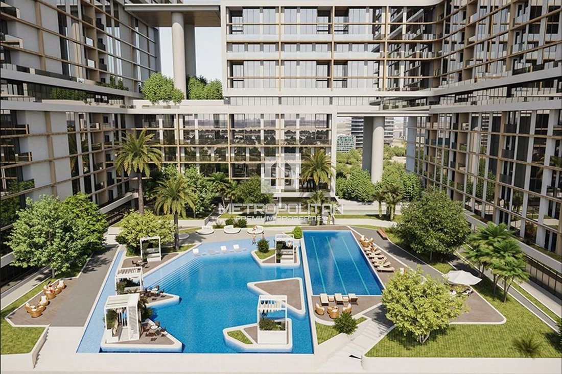 Apartment in Dubai, United Arab Emirates 2 - 18146752