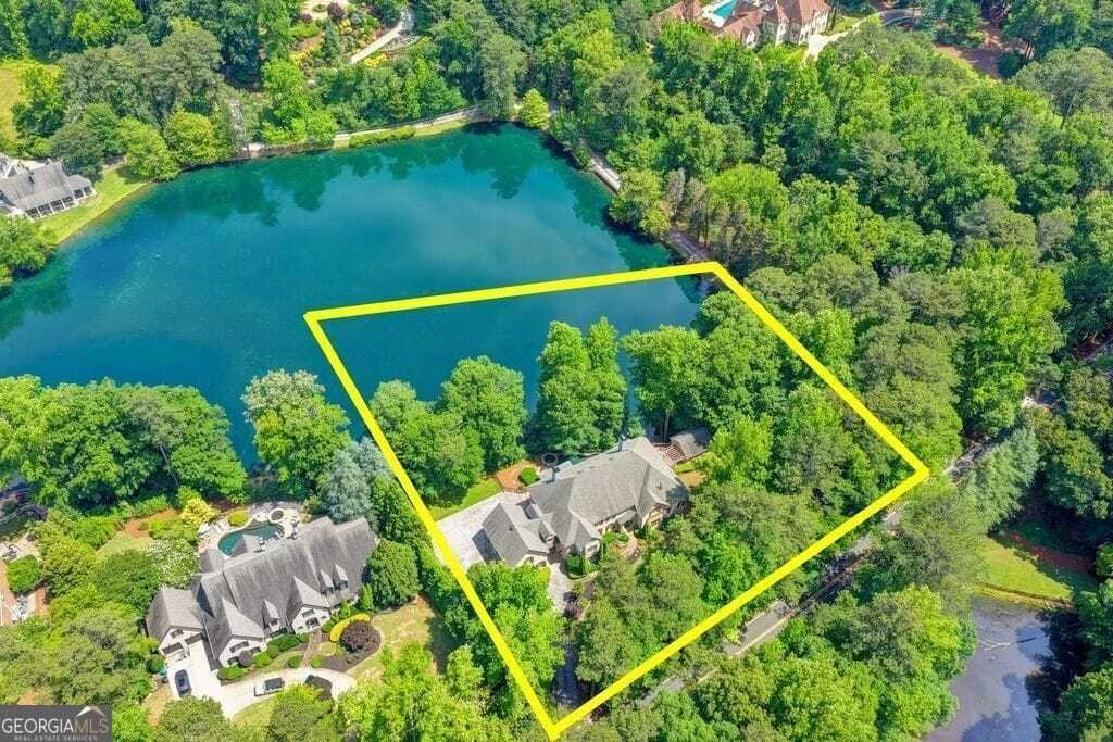 House in Sandy Springs, Georgia, United States 3 - 18127874