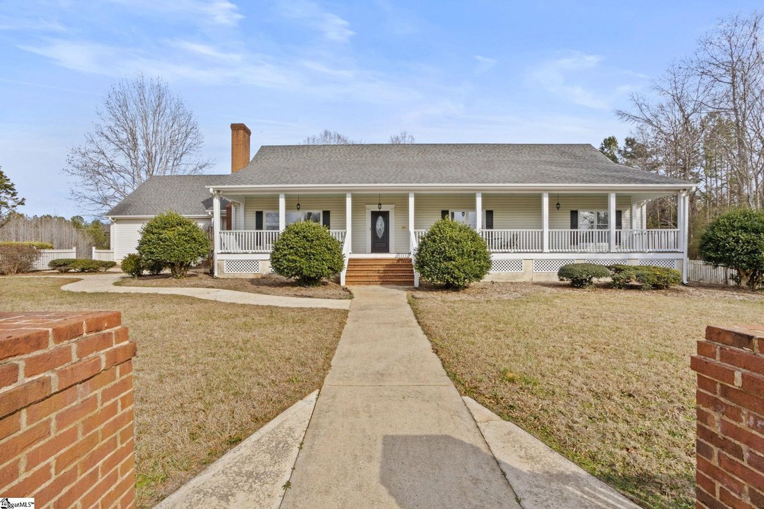 House in Laurens, South Carolina, United States 1 - 18147943