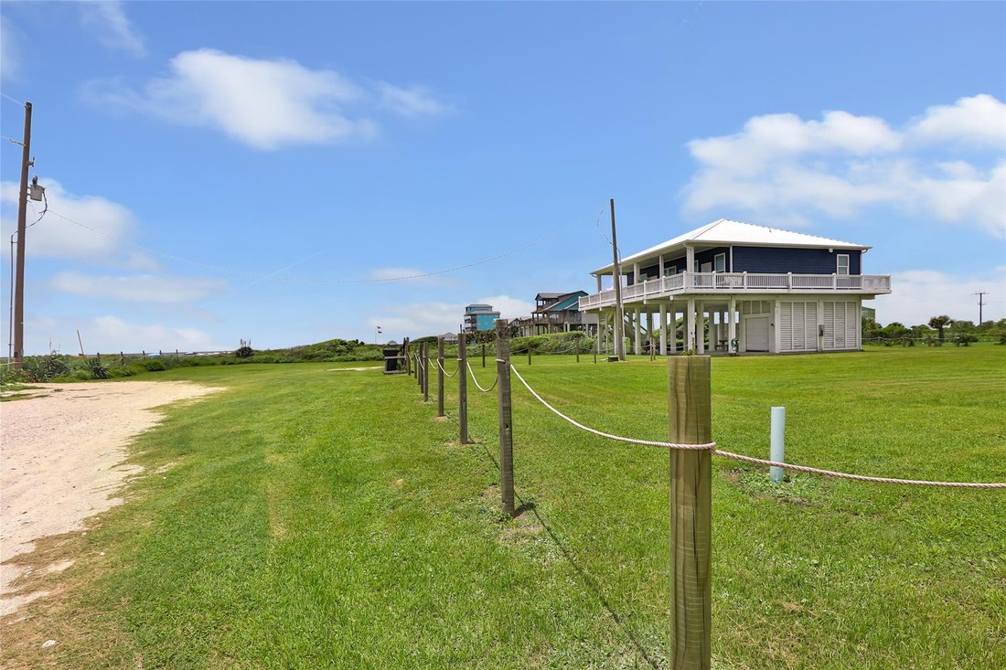 House in Bolivar Peninsula, Texas, United States 2 - 16509251