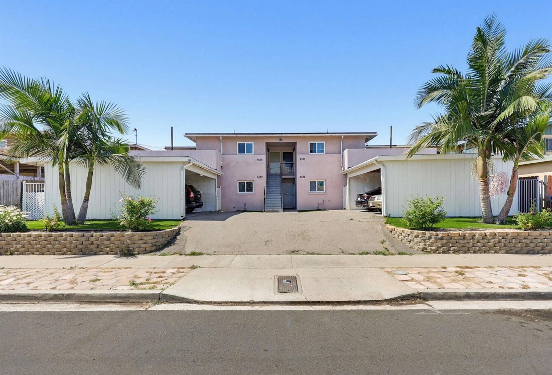 San Diego, California, United States 1 - 18148411