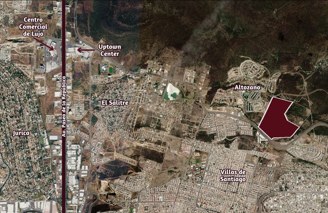 Land in Santiago de Querétaro, Querétaro, Mexico 4 - 18150292