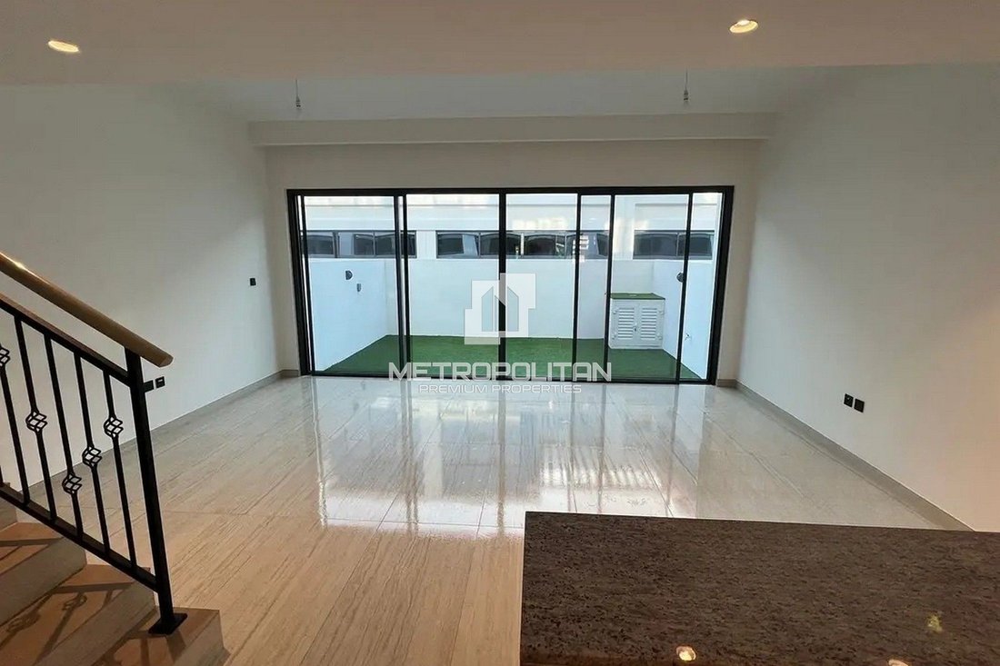 Townhouse in Al Hebiah 5, Al Hebiah, Dubai 3 - 18146762