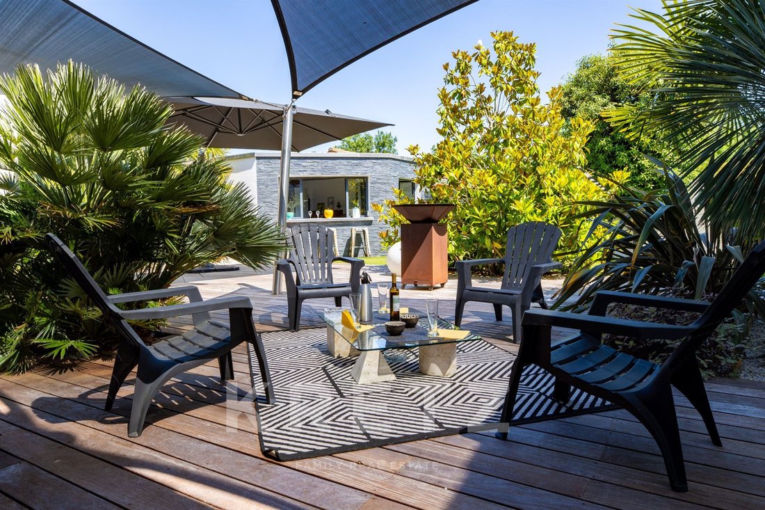 House in Centre Ville Nord, Rochefort, France 4 - 18146384