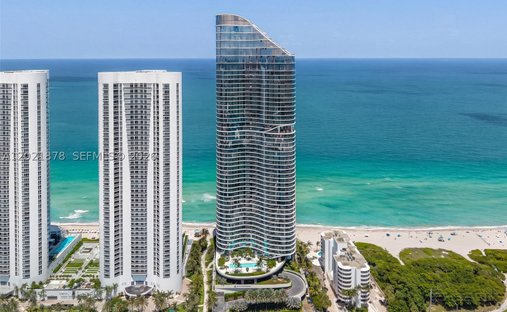 Eigentumswohnung in Sunny Isles Beach, Florida, Vereinigte Staaten 1