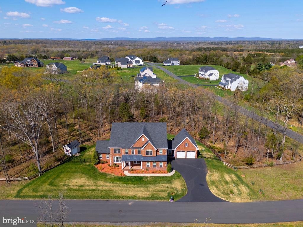 House in Centreville, Virginia, United States 2 - 18145031