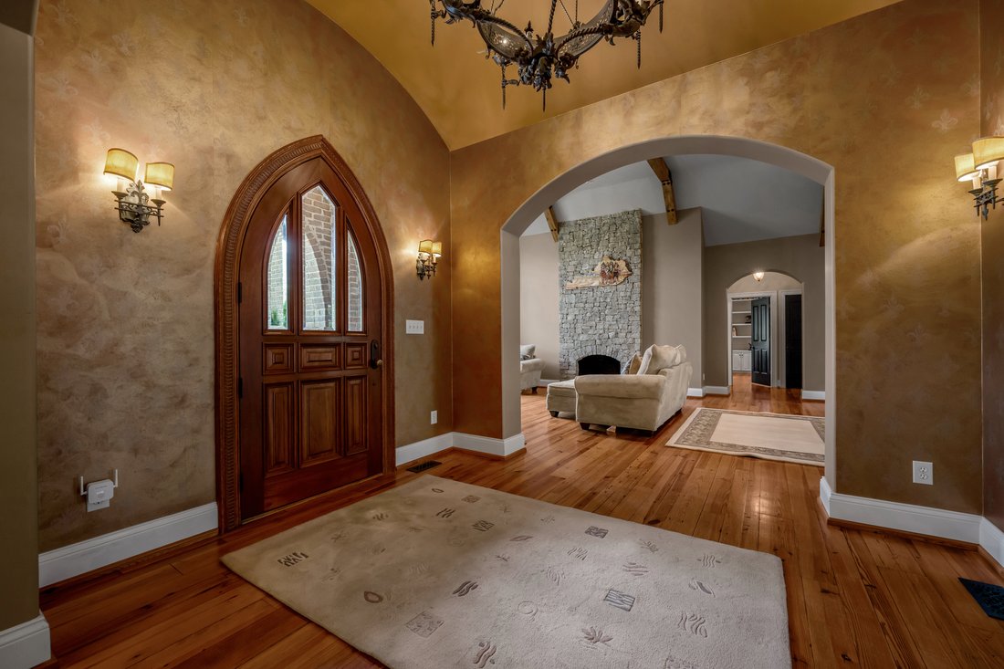 House in Lexington, Kentucky, United States 4 - 18146095