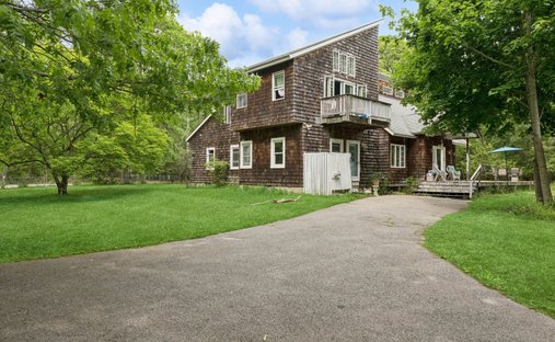 House in Hampton Bays, New York, United States 1