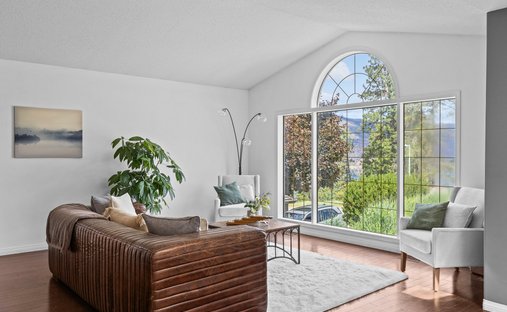 House in Kelowna, British Columbia, Canada 1