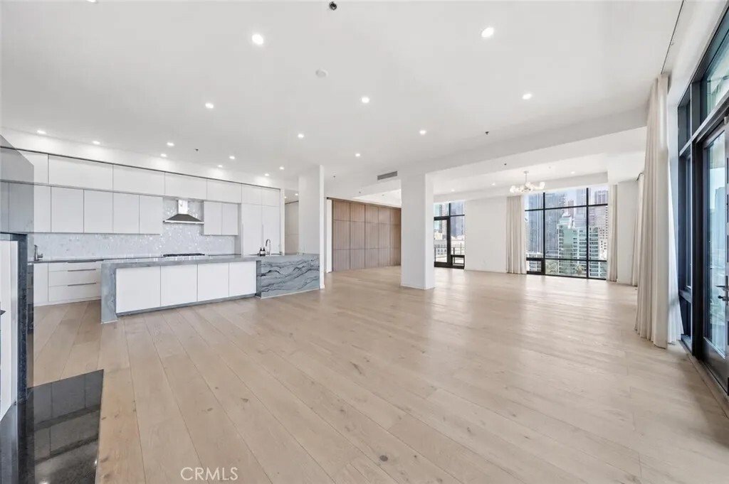 Condo in Los Angeles, California, United States 1 - 18148441