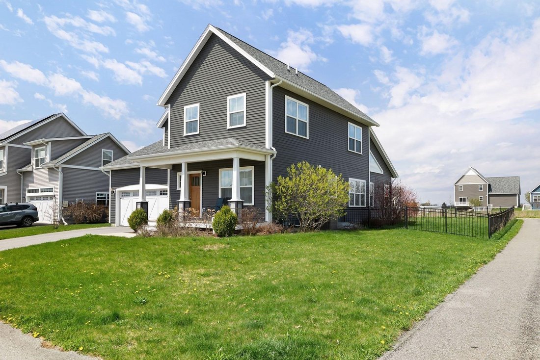 House in South Burlington, Vermont, United States 1 - 18145101