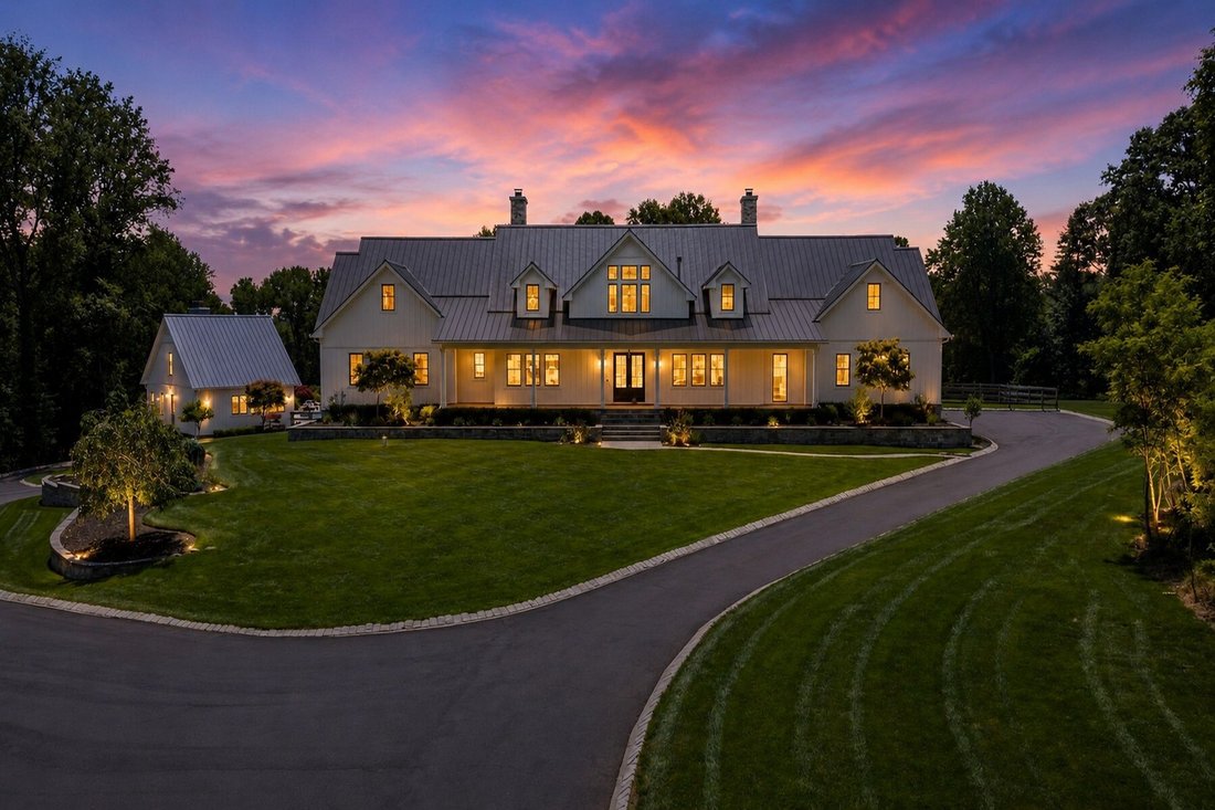 House in Colts Neck, New Jersey, United States 1 - 18146093
