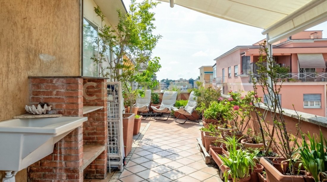 Apartment in Gianicolense, Rome, Lazio 3 - 18149997