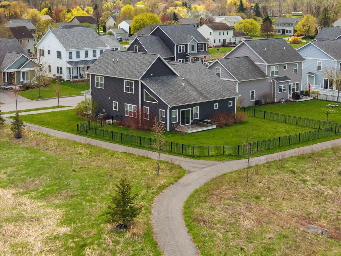 House in South Burlington, Vermont, United States 3 - 18145101