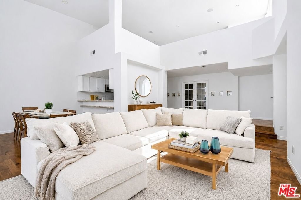 Condo in Los Angeles, California, United States 1 - 18147853