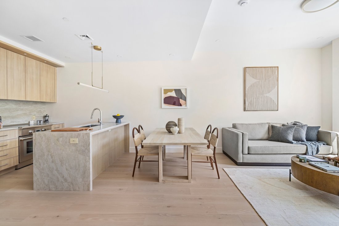 Condo in New York, New York, United States 3 - 18129651