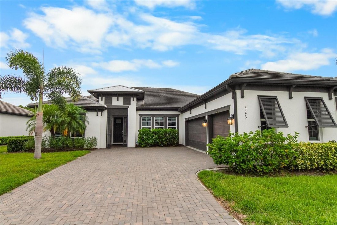 House in Sarasota, Florida, United States 1 - 18145427