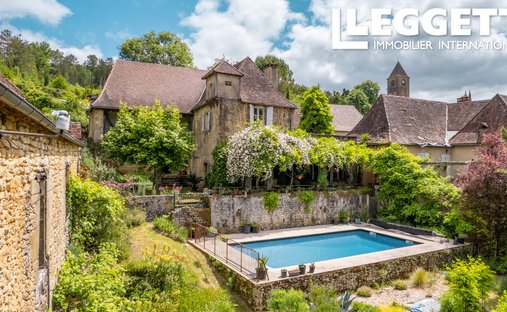 House in Plazac, Nouvelle-Aquitaine, France 1