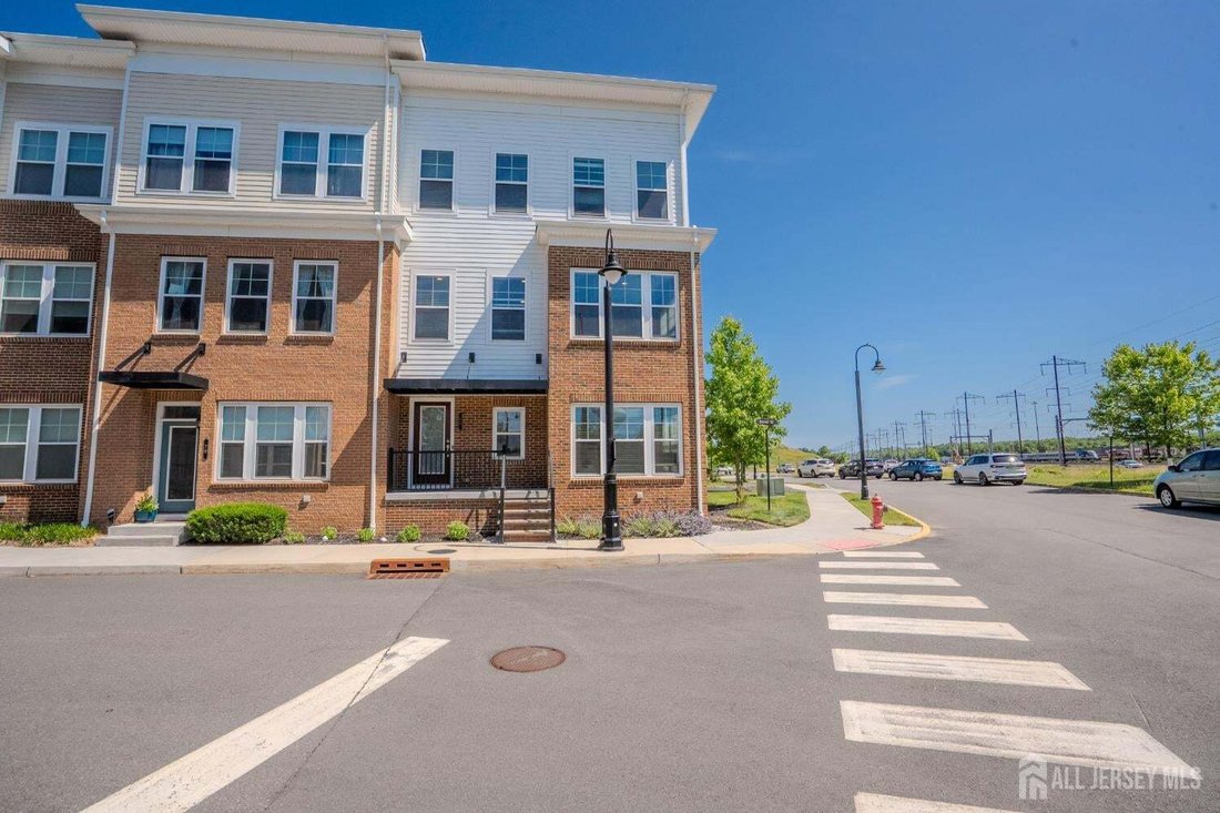 House in North Brunswick Township, New Jersey, United States 2 - 18150923