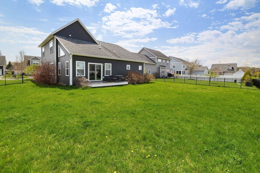 House in South Burlington, Vermont, United States 5 - 18145101