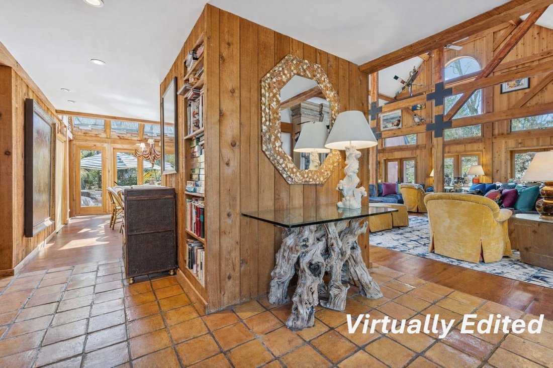 East Hampton, New York, United States 4 - 18145921