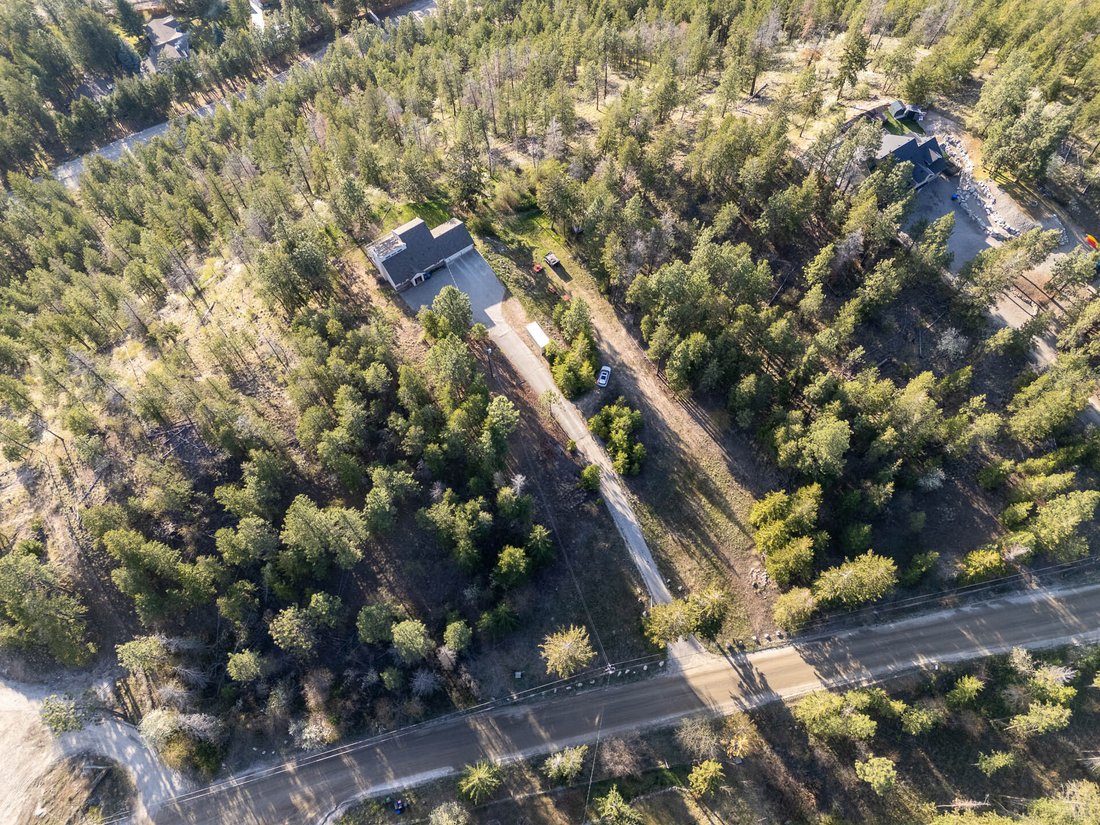 House in Lake Country, British Columbia, Canada 3 - 18149869