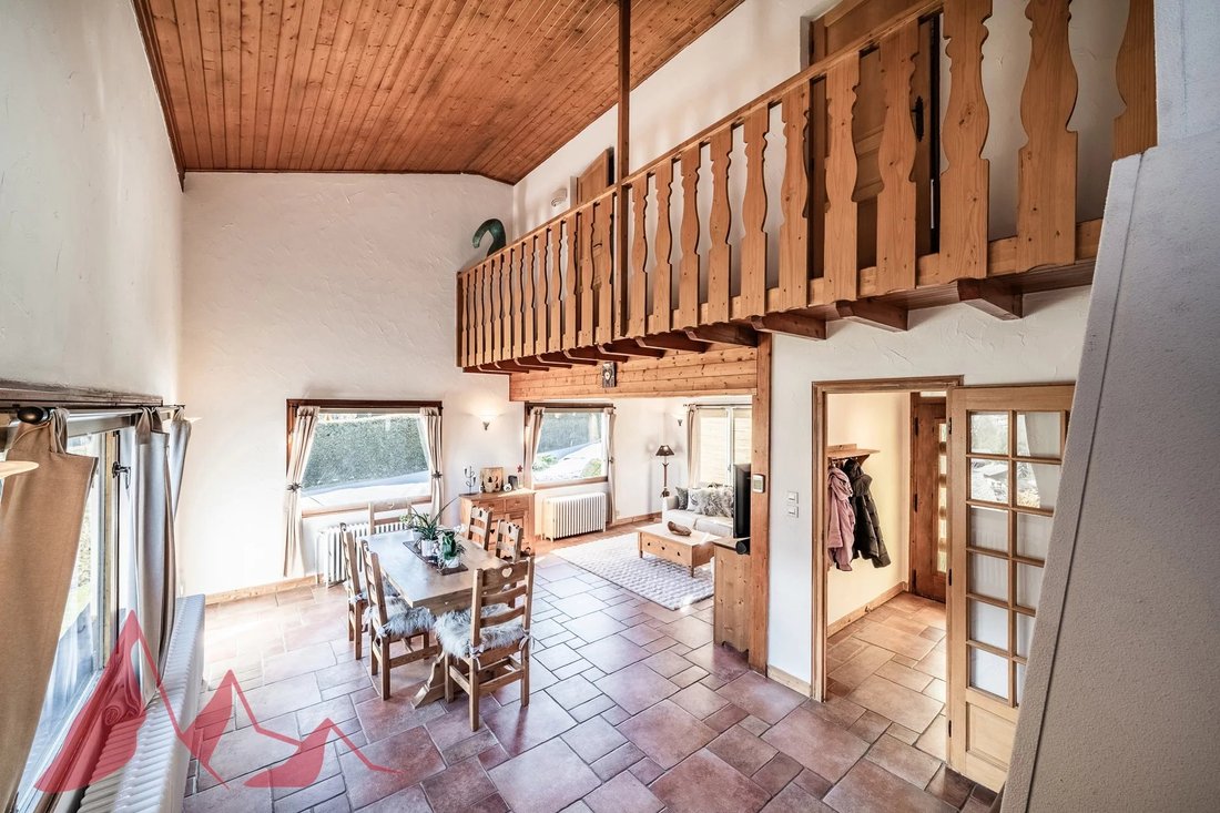 Chalet in Morzine, Auvergne-Rhône-Alpes, France 2 - 17127345