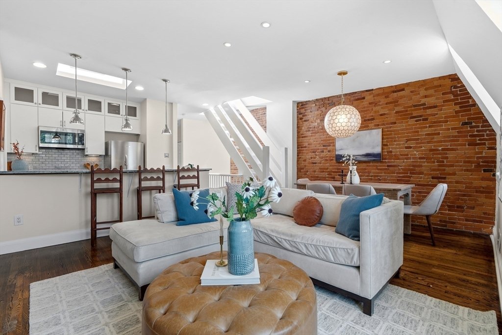 House in Boston, Massachusetts, United States 1 - 18149915