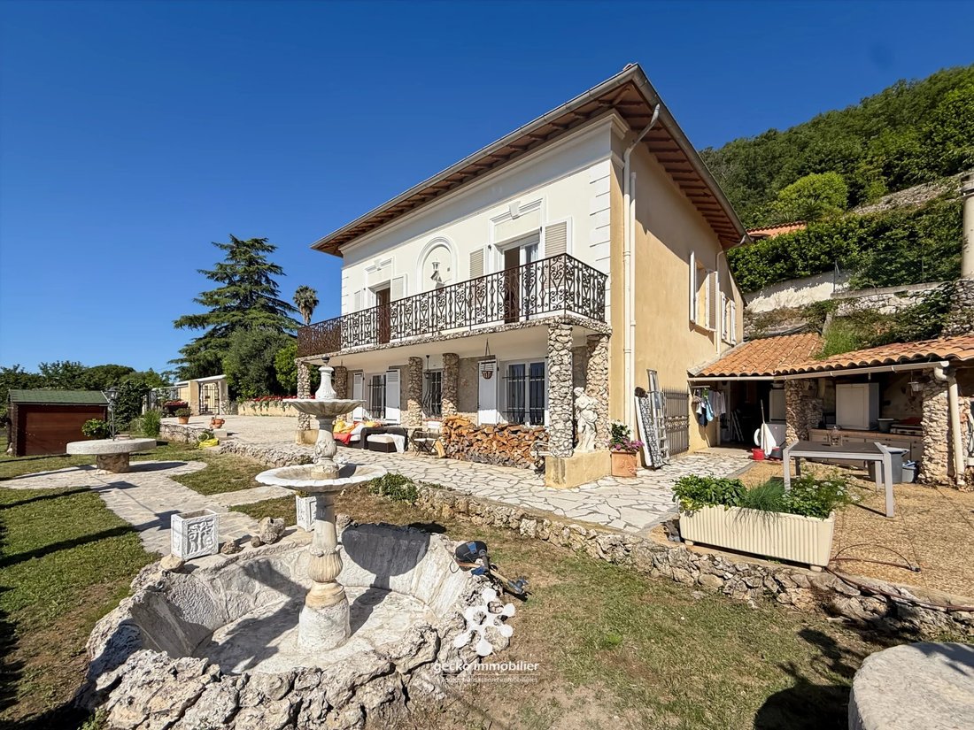 House in Tourrettes-sur-Loup, Provence-Alpes-Côte d'Azur, France 1 - 18146395