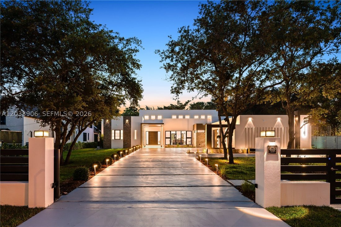 House in Miami, Florida, United States 1 - 18148867
