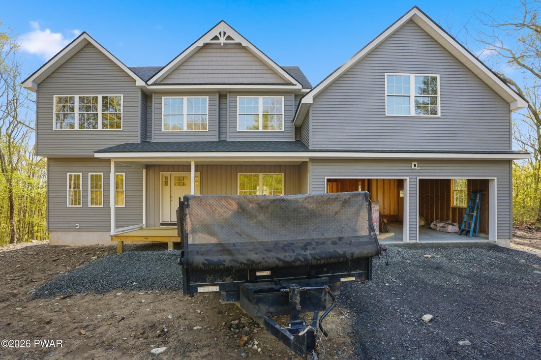 House in Milford, Pennsylvania, United States 2 - 18149862