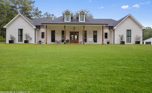 House in Vancleave, Mississippi, United States 1