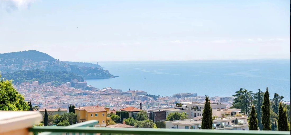 House in Nice, Provence-Alpes-Côte d'Azur, France 1 - 17548697