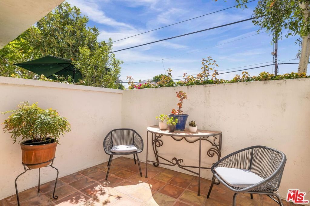Condo in Los Angeles, California, United States 4 - 18147807