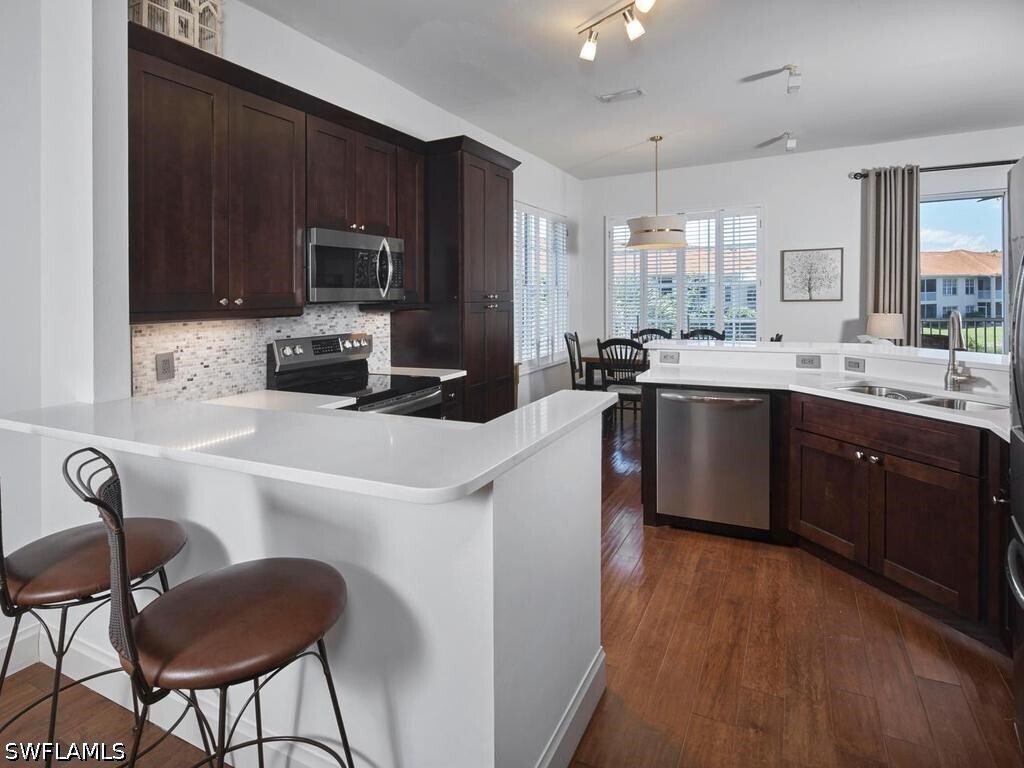 Condo in Naples, Florida, United States 4 - 18147908