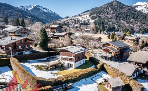Chalet in Morzine, Auvergne-Rhône-Alpes, France 1