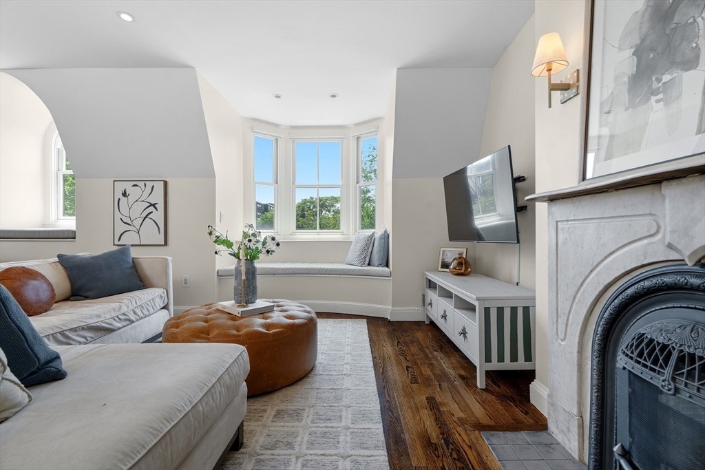 House in Boston, Massachusetts, United States 4 - 18149915