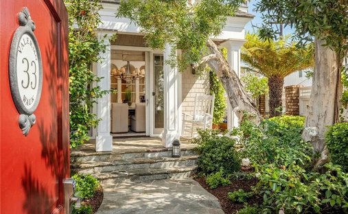 House in Signal Hill, California, United States 1