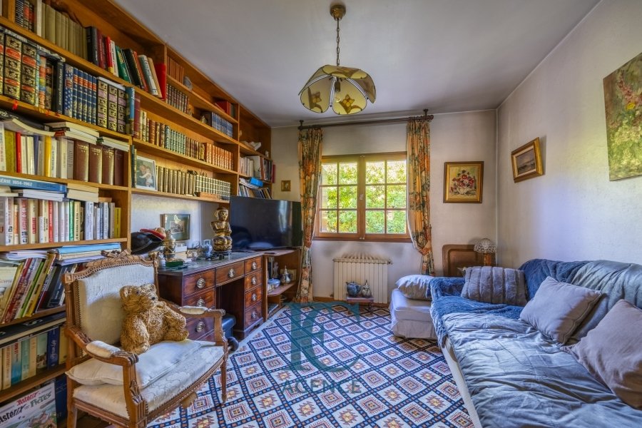 House in Six-Fours-les-Plages, Provence-Alpes-Côte d'Azur, France 4 - 18148498