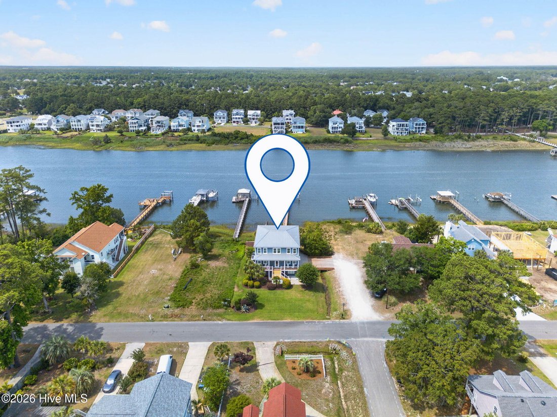 House in Oak Island, North Carolina, United States 5 - 18145089