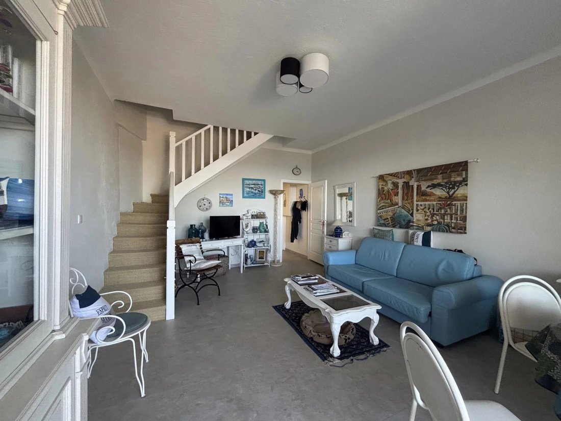 Apartamento en Mandelieu-la-Napoule, Provenza-Alpes-Costa Azul, Francia 4 - 18146776