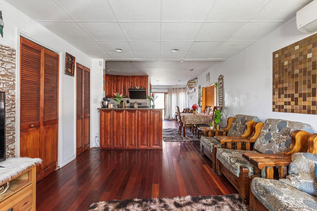 House in New York, New York, United States 3 - 18145053