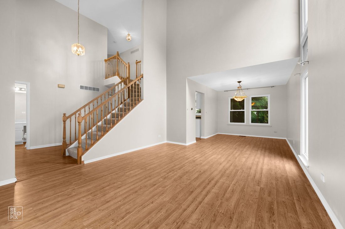House in Aurora, Illinois, United States 2 - 18149514