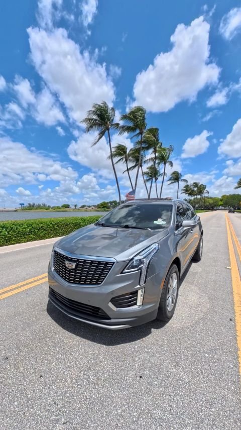Suv in Miami, FL, United States 1 - 15975305